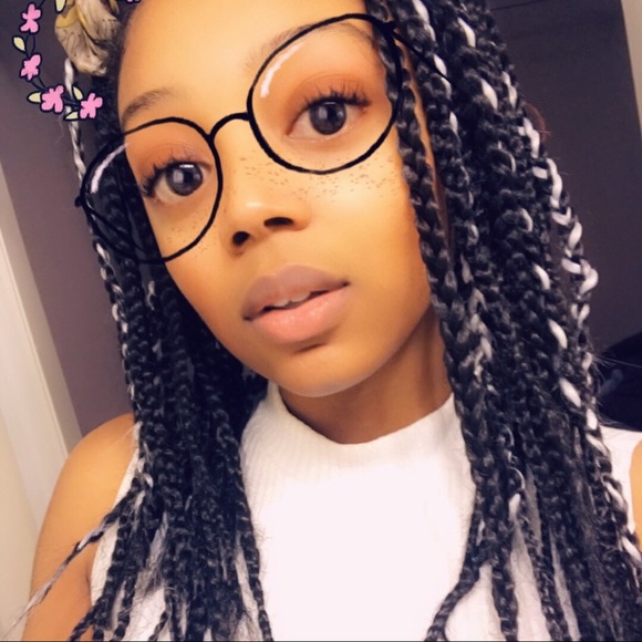 Meet your Posher, Galetha - Picture 1 of 1